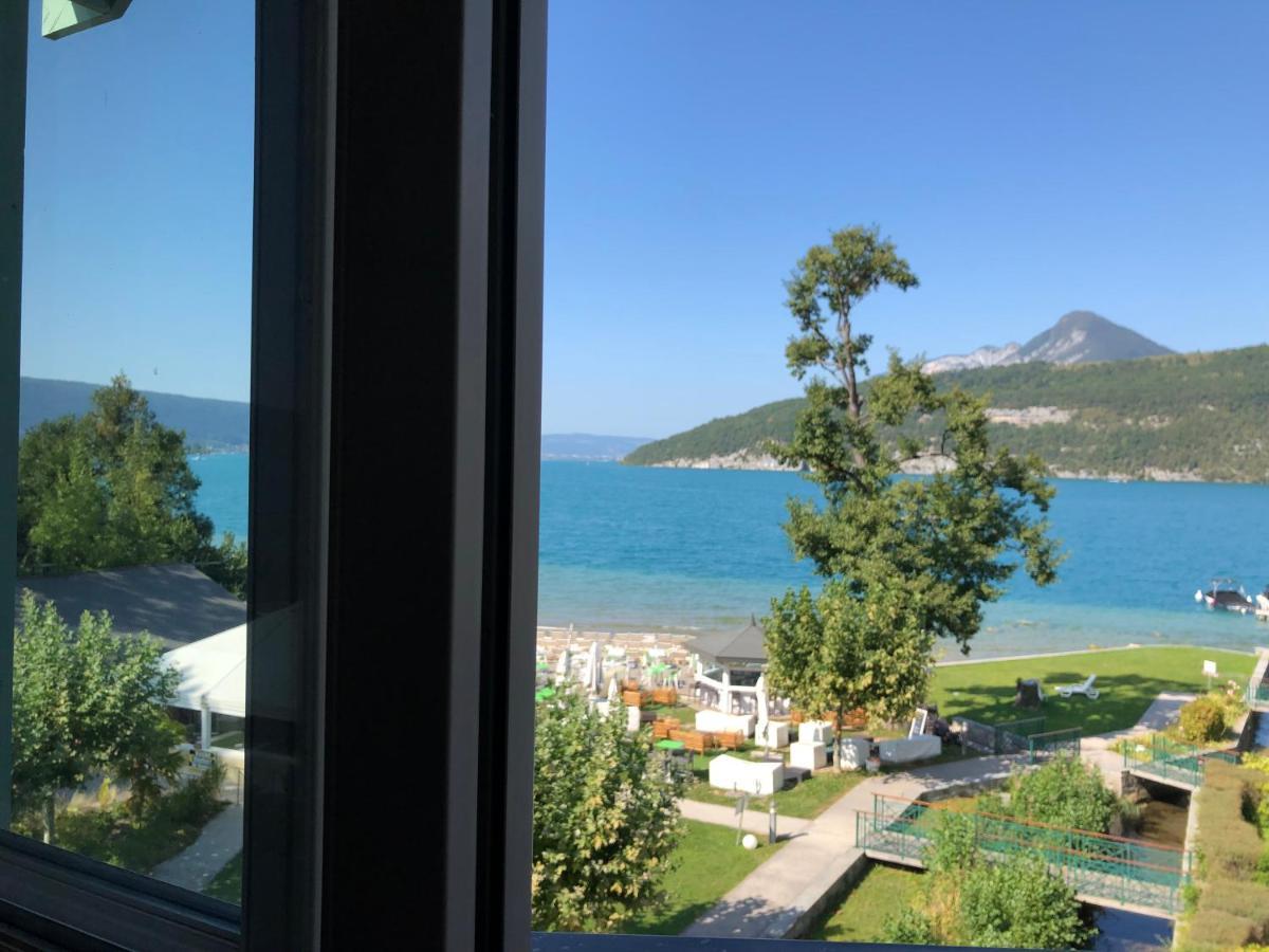 Logement Atypique Avec Vue Unique Panoramique Sur Le Lac D'Annecy, Dans Une Residence Avec Plage Et Ponton Privee Sur La Commune De Duingt Eksteriør billede