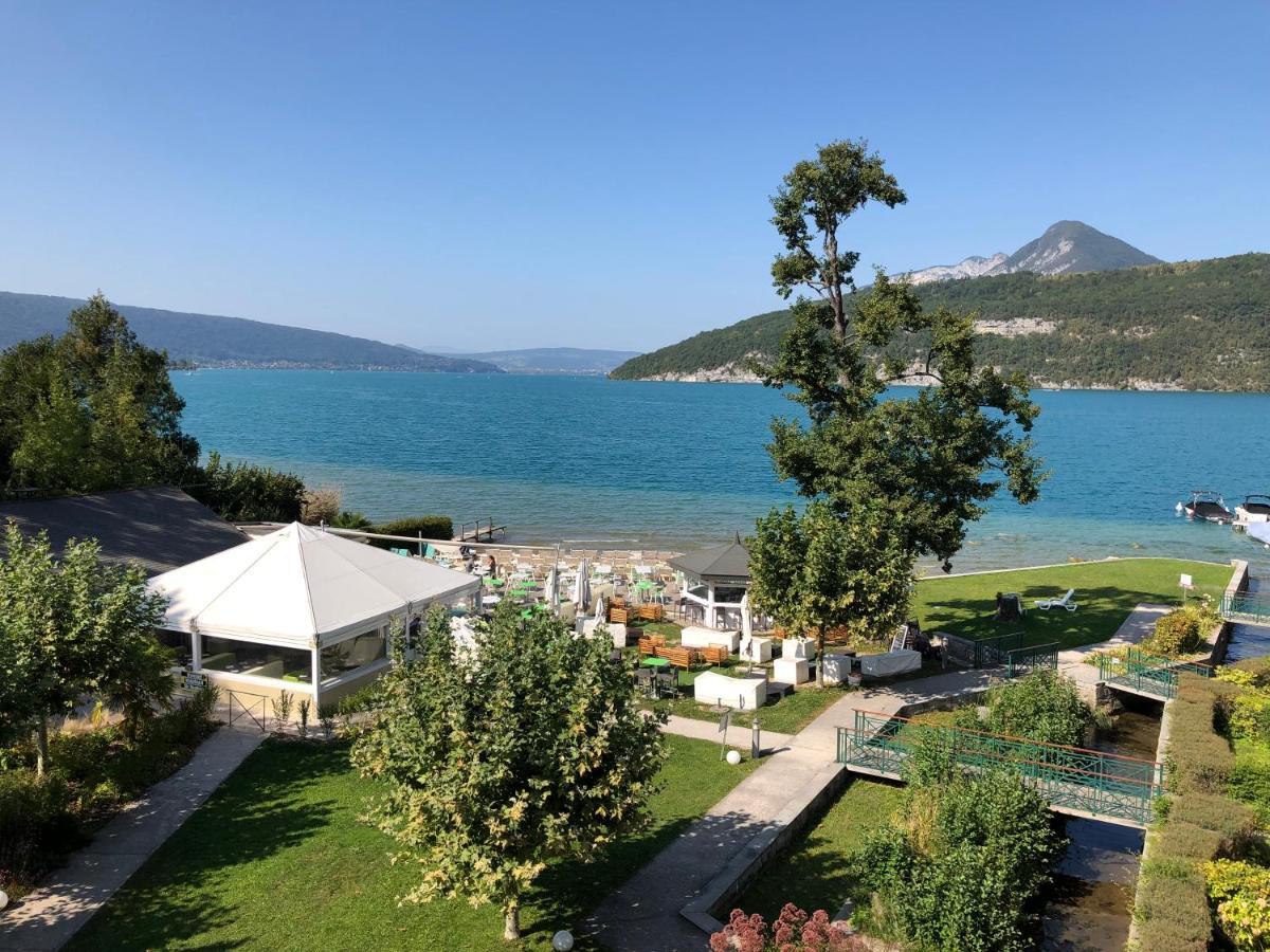 Logement Atypique Avec Vue Unique Panoramique Sur Le Lac D'Annecy, Dans Une Residence Avec Plage Et Ponton Privee Sur La Commune De Duingt Eksteriør billede